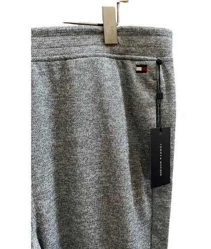 Tommy Hilfiger NWT  Gray Knit Shimmer Pocket Tapered Pull On Jogger Size Large