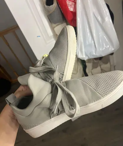 Steve Madden Grey Tie Sneakers