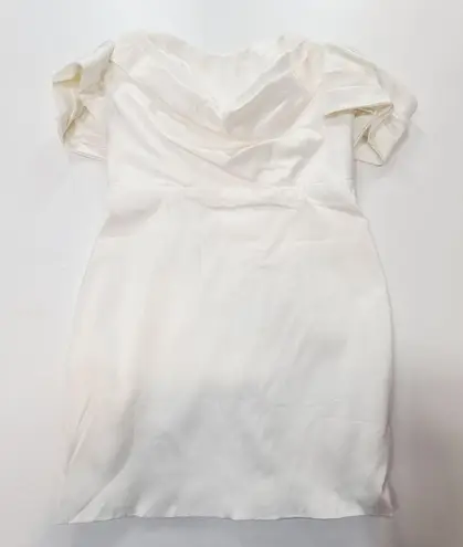 MORE TO COME Bella Off Shoulder Dress in White Small