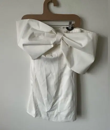 Saturday. Queen BOW OFF