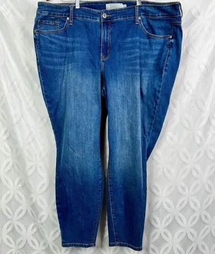 Torrid  Mid Rise New Skinny Jean Vintage Stretch Medium Wash Size 24