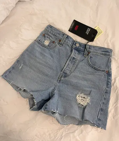 Levi's NWT Ribcage High-Rise Shorts