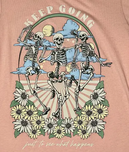 Zoe & Liv Peach Keep Going Skull Tee