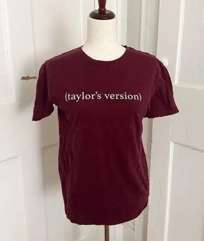 Taylor Swift Taylor’s Version Shirt Size Small