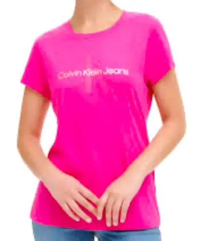Calvin Klein Jeans Women's CALVIN KLEIN pink Tshirt