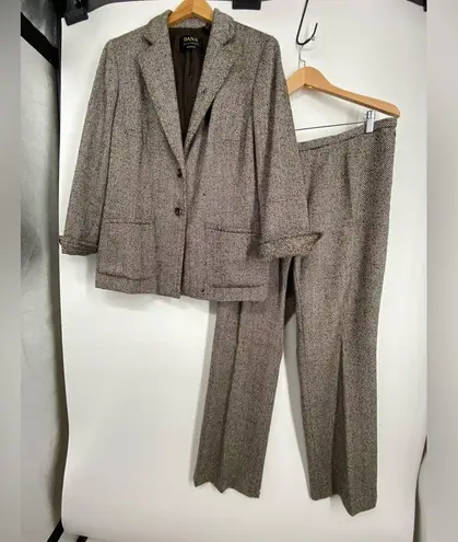 Dana Buchman Women Brown Herringbone Tweed Suit Jacket & Pants Wool size 14 & 16