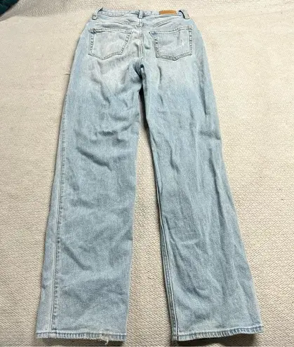 Hollister  Ultra High Rise Distressed Light Wash Dad Jeans Size 25 EUC