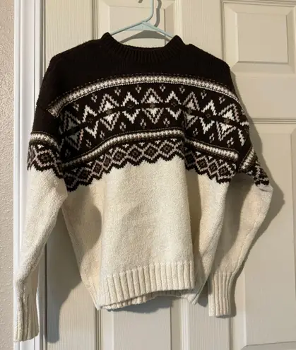 American Eagle Outfitters Sweater