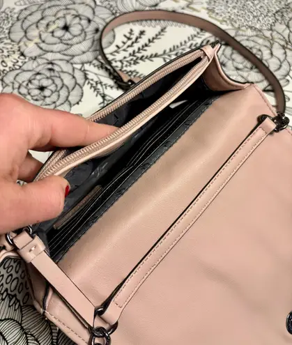 Simply Vera, Vera Wang Simply Vera Vera Wang Leena Envelope Crossbody Bag