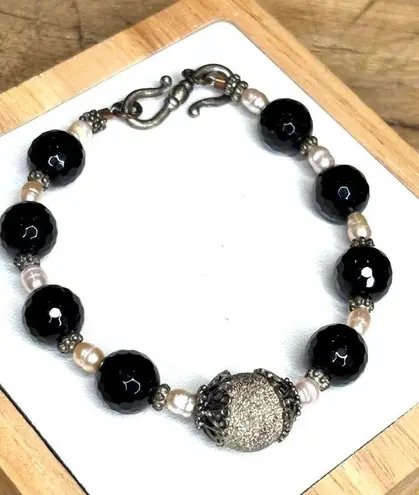 None Handcrafted Black Beaded Bracelet With Pearl Accents & Silver-Tone Clasp