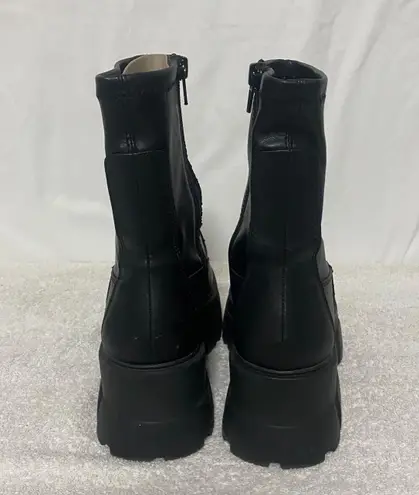 ALDO Grandsole Patent Lug Sole Platform Ankle Boots Size 6 (Daughter wore twice)