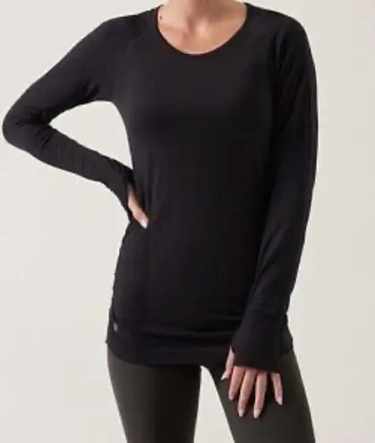 Athleta  SPEEDLIGHT SEAMLESS TOP Black Size Med Long Sleeve Athletic Casual Gym‎