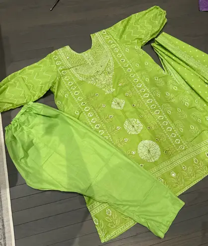 Indian kurta 3pc salwar kameez Embroidery Printed dress size L Color Green New Size L