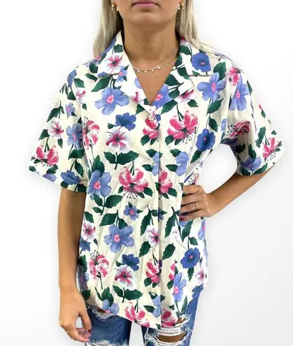 Blair 90s Vintage White Pink Blue Floral Collared Short Sleeve Button Up