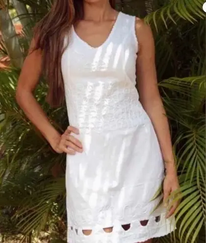 Blanco By Nature Sleeveless V