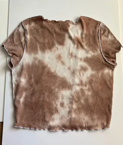 Full Tilt Top Brown Tie Dye Ruffle Contrast Trim Crop Short Sleeve