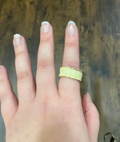 Cream Unique Ring Tan