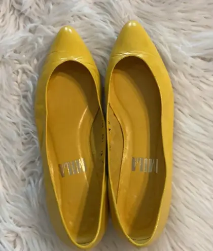 MILA Women's Yellow Flats size 7.5M leather flats color yellow