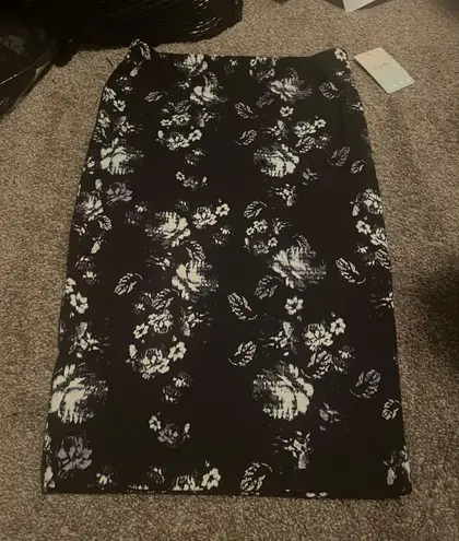 Lily White Printed Pencil Skirt