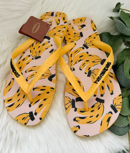 Farm Rio x Havaianas Cheetah Bananas Flip Flops, Size 9-10