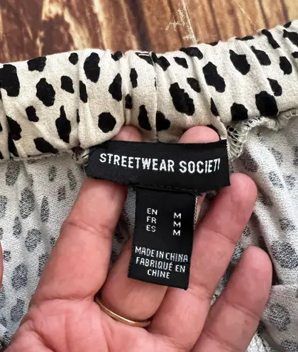 Streetwear Society Women's Leopard Print Beige Flare Shorts Size Medium