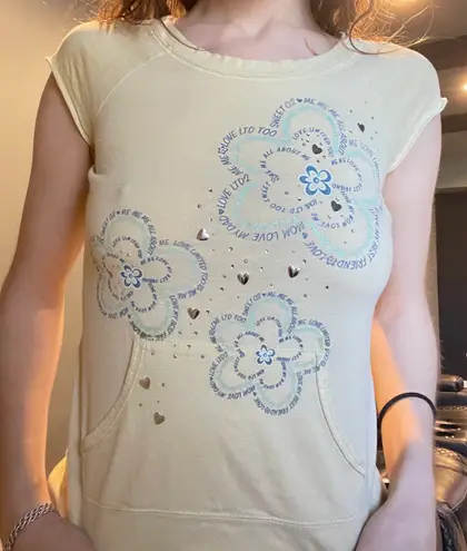 Limited Too tee with front pocket