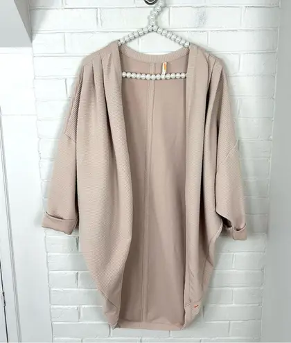 Lucy Inner Journey Wrap Textured Knit Short Sleeve Cocoon Cardigan Size XS/S Tan