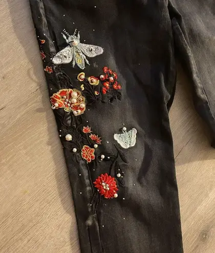 Bebe  embroidered pants