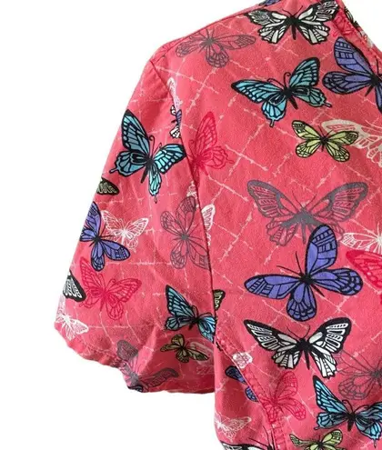 Scrubstar womens M short sleeve v-neck pullover pink with butterflies scrub top