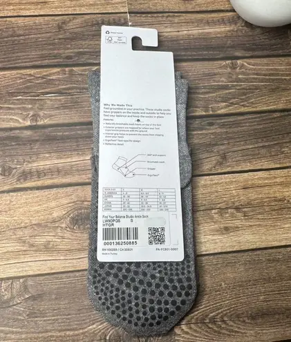 Lululemon Find Your Balance Studio Ankle Sock NWT Size Small (HTGR)