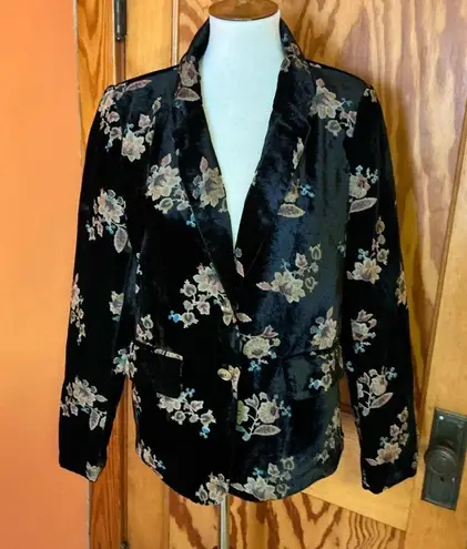 Ellison NWT velvety floral blazer