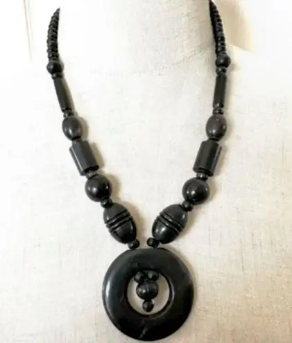 Vintage Scrimshaw Africa Buffalo Horn Tribal Pendant necklace Black