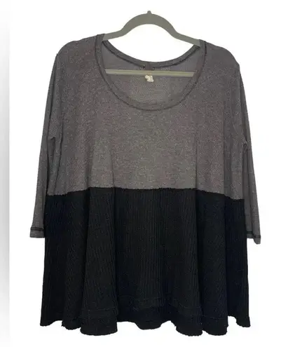 Free People  Black and Gray Color Block Thermal