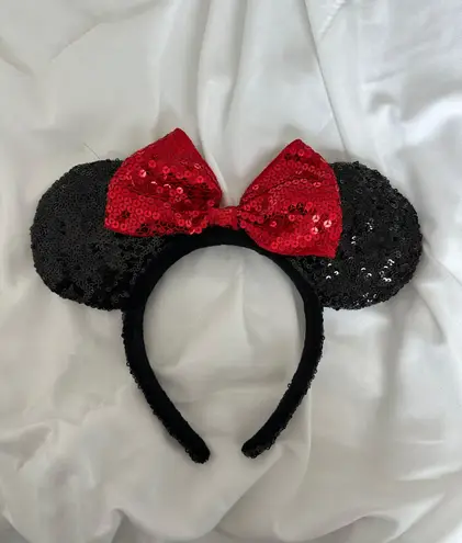 Disney Sequin Mickey Ears 🐭♥️