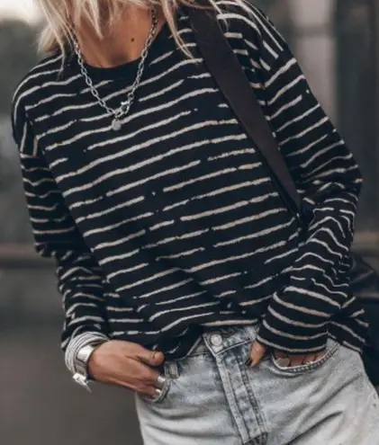 NEW Black Long Sleeve Casual Crewneck Top with White Abstract Stripes Size L