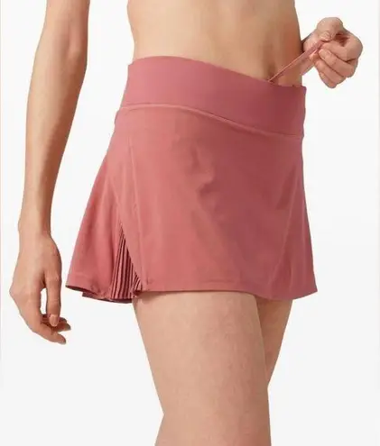 Lululemon  Play off the Pleats Skirt Size 6 Cherry Tint