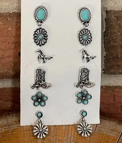 Horse and Turquoise Concho Stud Earring Set Blue