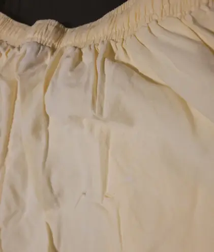 Only Necessities Comfy Yellow Shorts 20 w