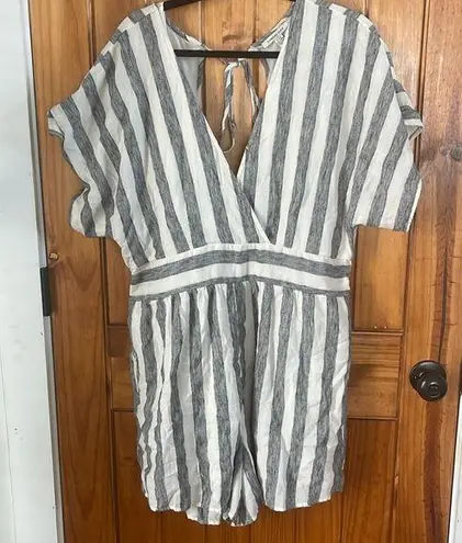 American Eagle  Navy and White Striped Criss Cross  Wrap Romper XL v neck