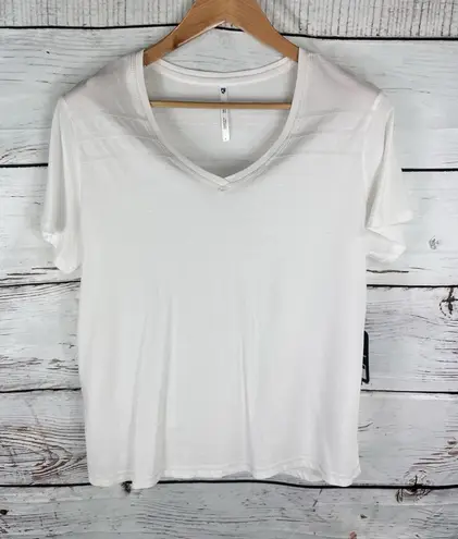 Kuhl Women's Arabella V Neck T Shirt New With Tags Large White Short Sleeve
