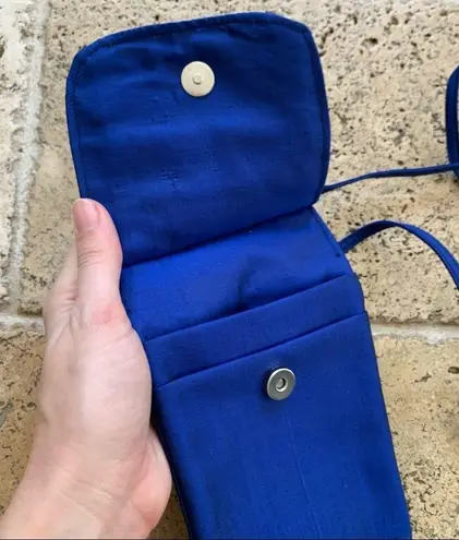 Blue Silk Red Dirt Road Crossbody Phone Bag