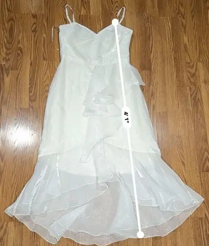 Marchesa Notte High Low Tea Length Gown in a metallic Ivory size 10 /M