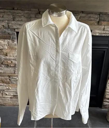 Elegant Women's White Button Down Shirt Size L - Image 2