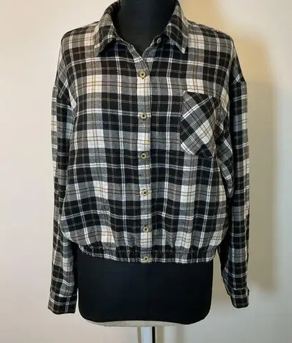 Neon Soul 16. Plaid Button Down Long Sleeve Black and White Top Size XL