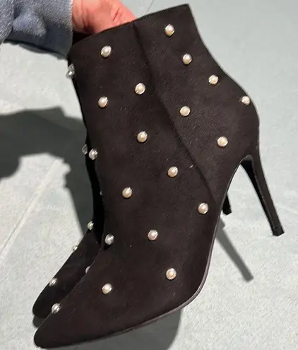 Lulu’s Black Suede High Heel Ankle Boots With Pearls B74 Black Size 7 - Image 4
