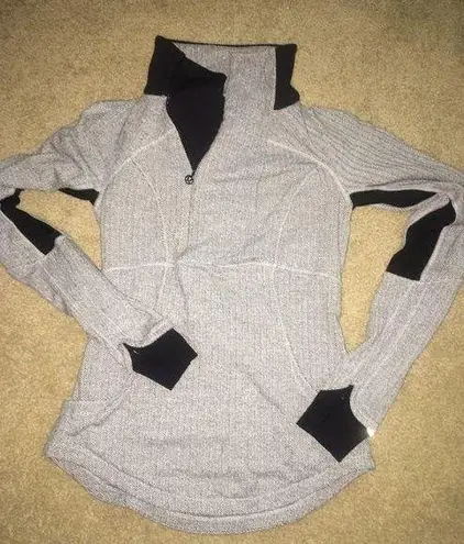 Lululemon  base runner pullover