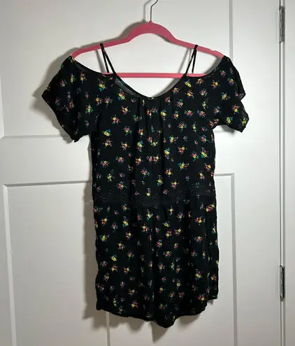 Peach Royal Small floral romper with cutout shoulders