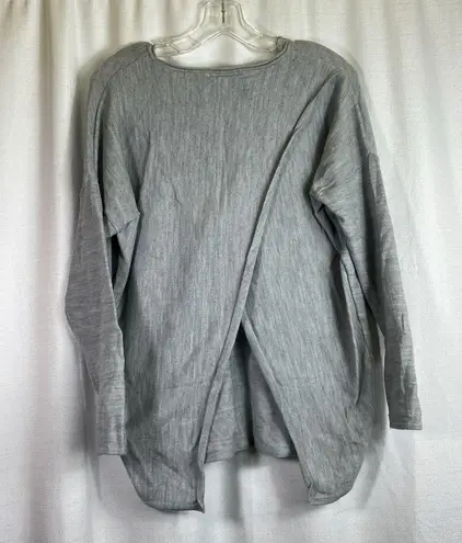 8 Red Butterflies Open Lower Back Sweater Gray Large