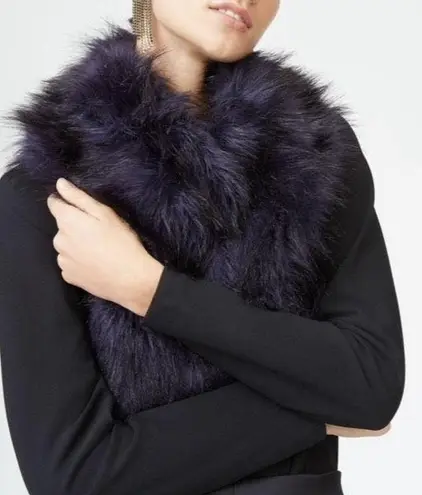 Club Monaco Faux Fur Pull Through Scarf Black Collar Stole