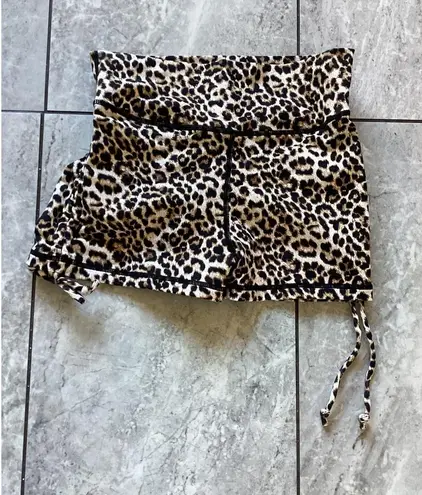 Zyia Active Shorts Womens Large Leopard High Rise Ruched Side Tie Workout Gym